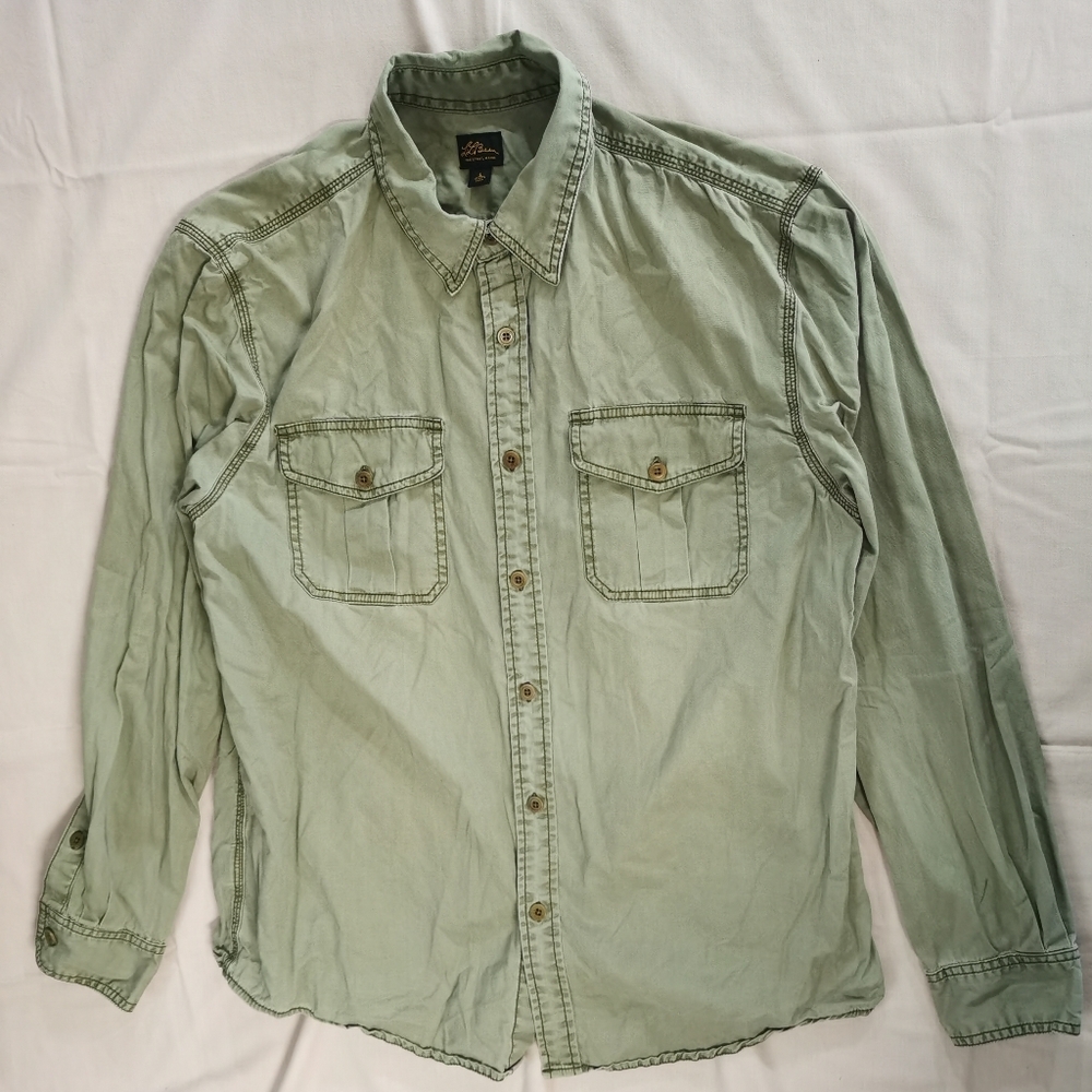 LL Bean Women's Button Up Long Sleeve Green Pocket Shirt L